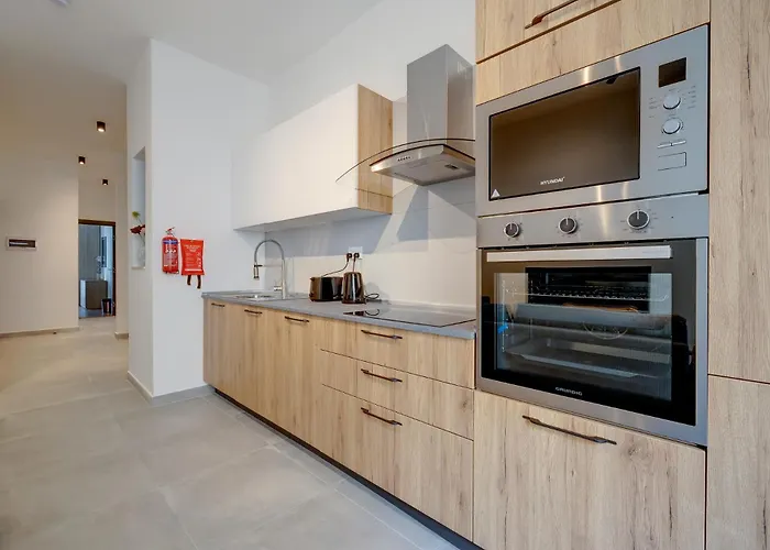 31 By Buena Vista Sliema