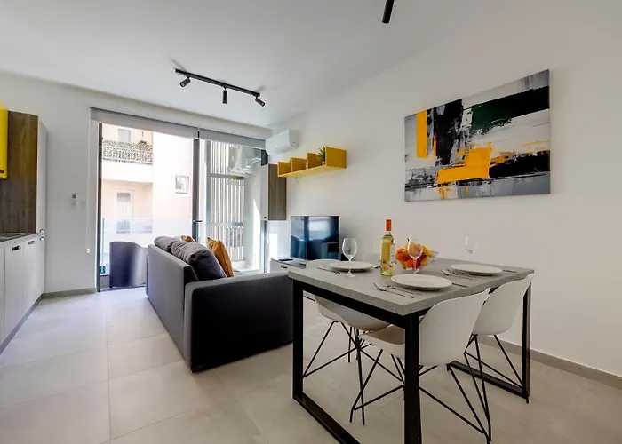 31 By Buena Vista Apartment