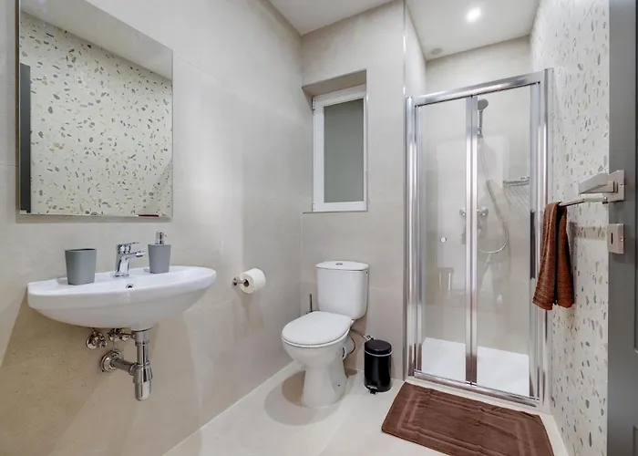 31 By Buena Vista Σλιέμα