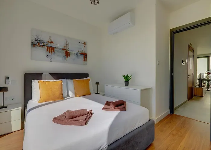 31 By Buena Vista Σλιέμα