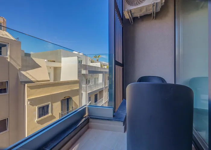 31 By Buena Vista Apartment